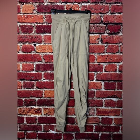 Beyond The Studio Jogger size 0 - Picture 3 of 11